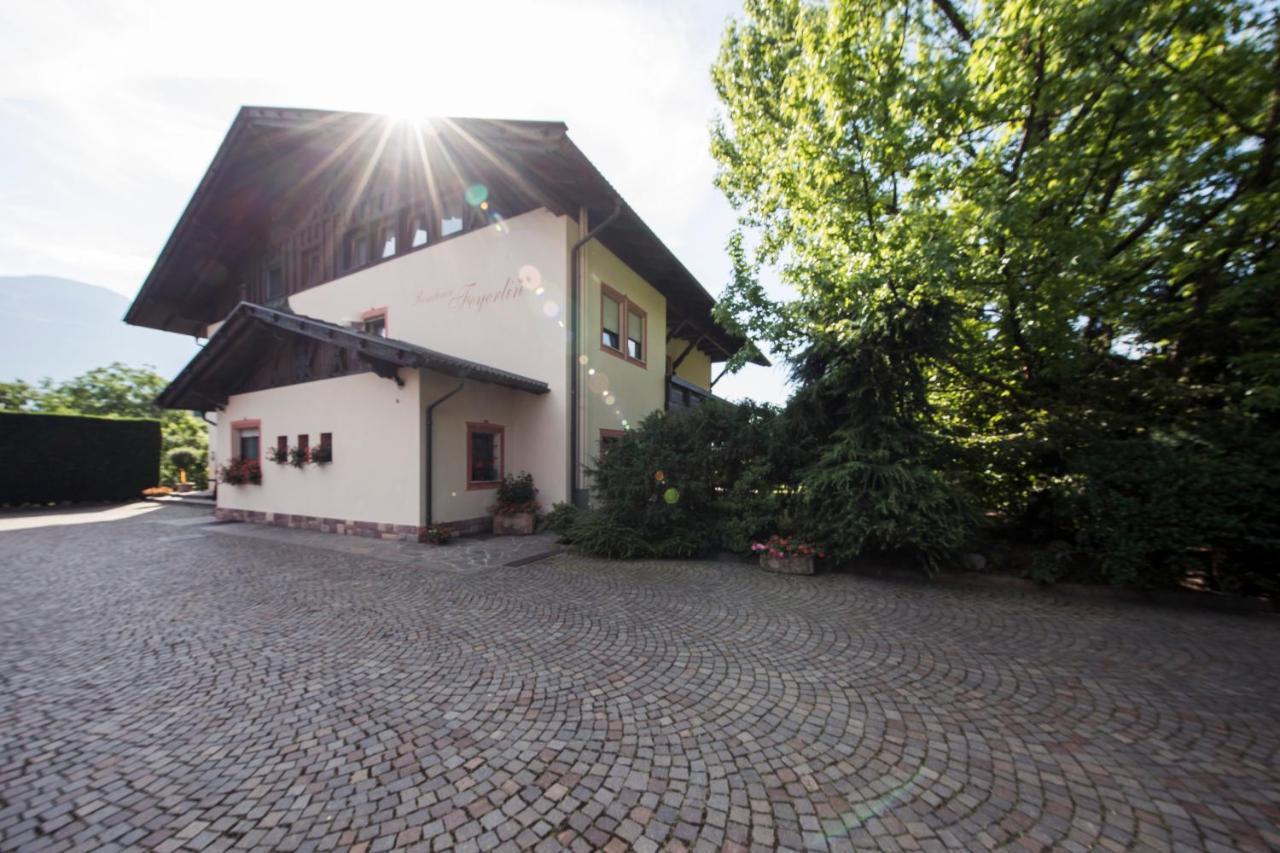 Feyerlin Rooms Лана Экстерьер фото